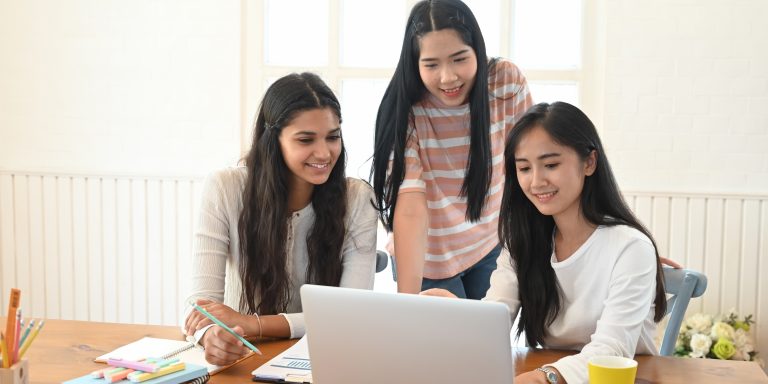 étudiants plateforme en ligne